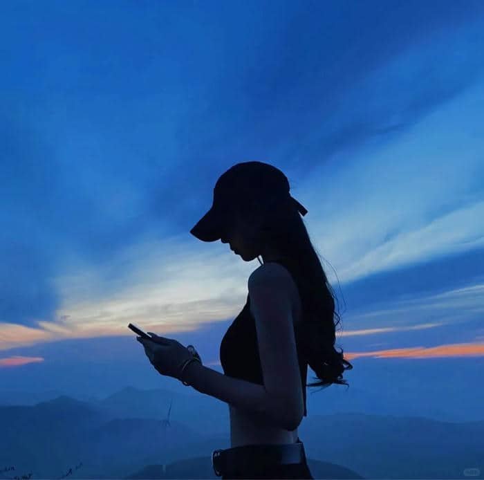 avatar xanh dương (16)