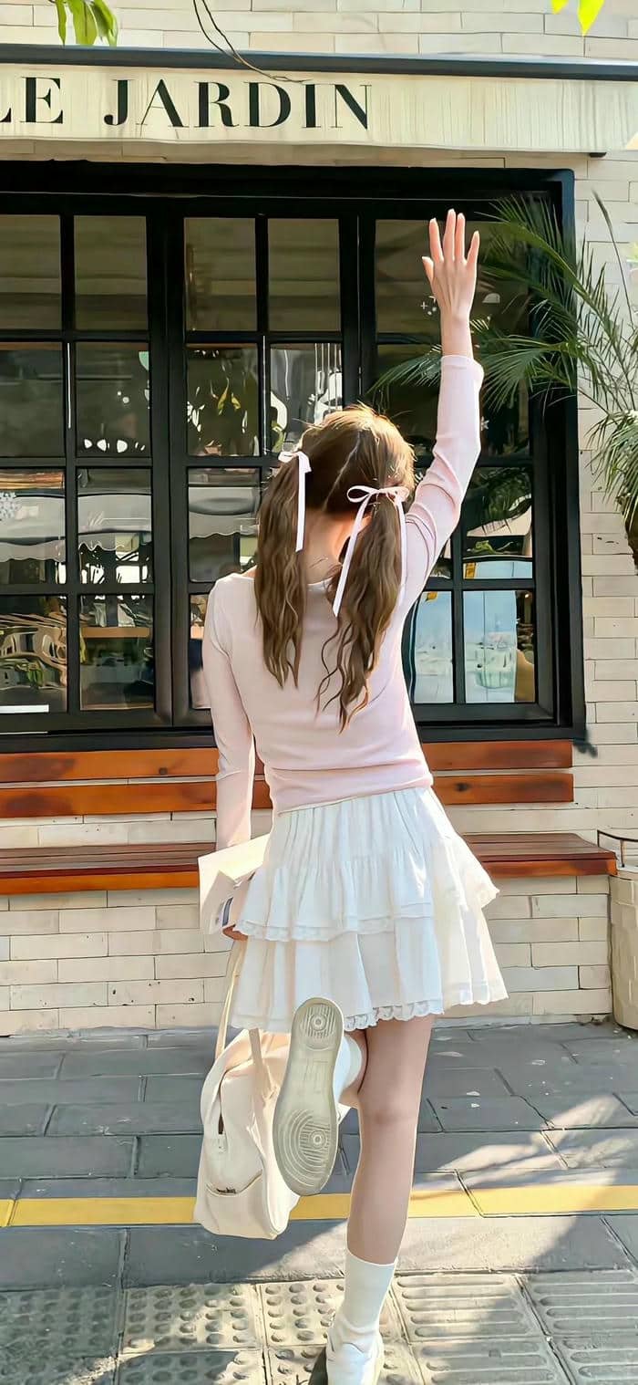 gái xinh mặc váy ngắn (27)