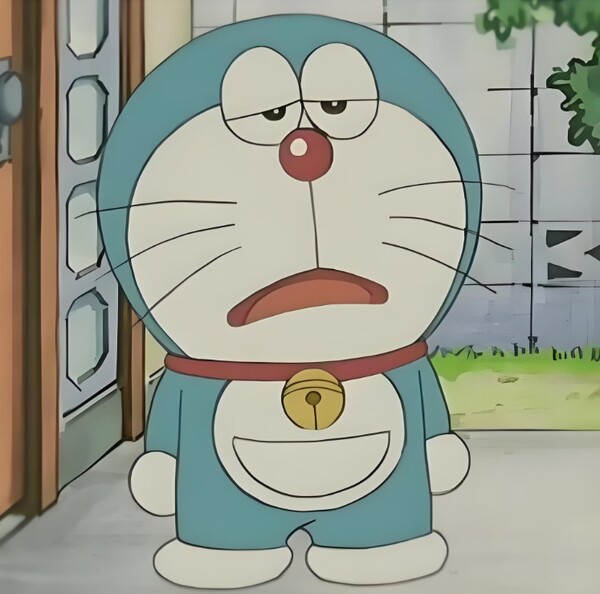 doraemon mặt hài meme